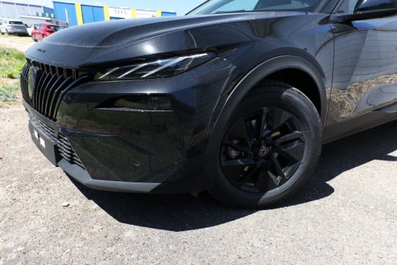 Peugeot 408 HYBRID 145 AUT ALLURE Noir