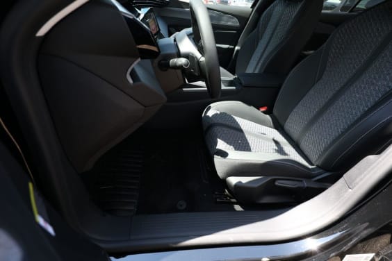 Peugeot 408 HYBRID 145 AUT ALLURE Noir