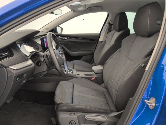 Skoda Octavia Combi 2.0 TDI 150 ch DSG7 Ambition Bleu Energie