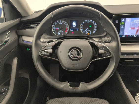 Skoda Octavia Combi 2.0 TDI 150 ch DSG7 Ambition Bleu Energie