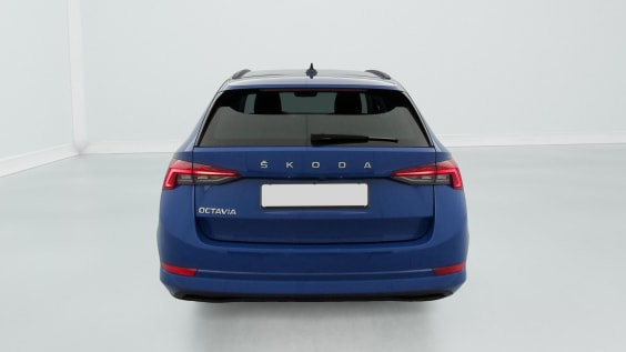 Skoda Octavia Combi 2.0 TDI 150 ch DSG7 Ambition Bleu Energie
