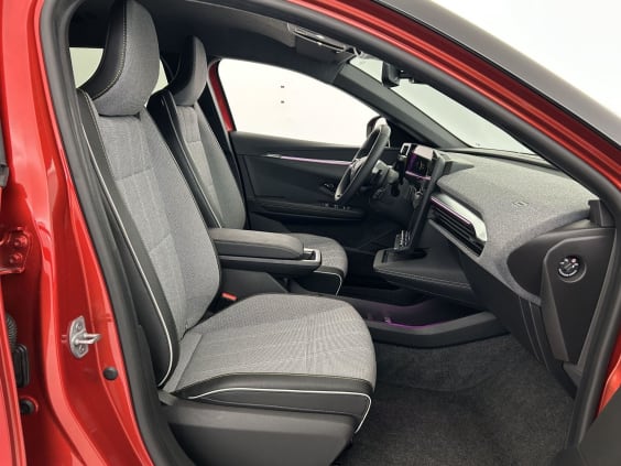 Renault Mégane E-Tech 220 ch autonomie confort GSR2 Techno Rouge