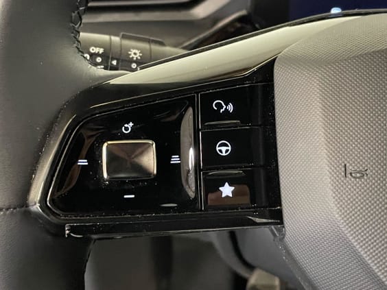 MG MG3 1.5 L Hybrid+ 195 ch Luxury Bleu