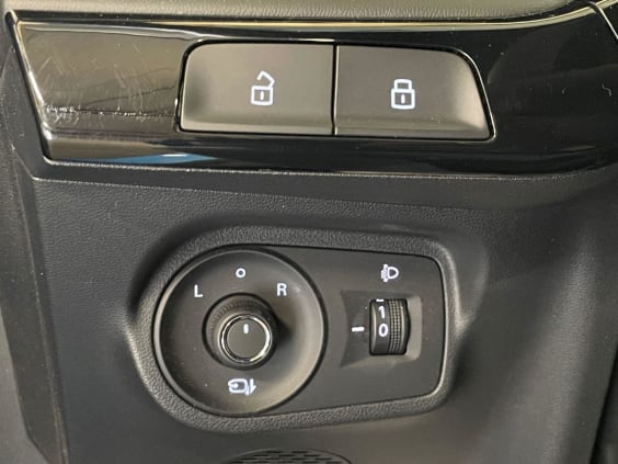 MG MG3 1.5 L Hybrid+ 195 ch Luxury Bleu