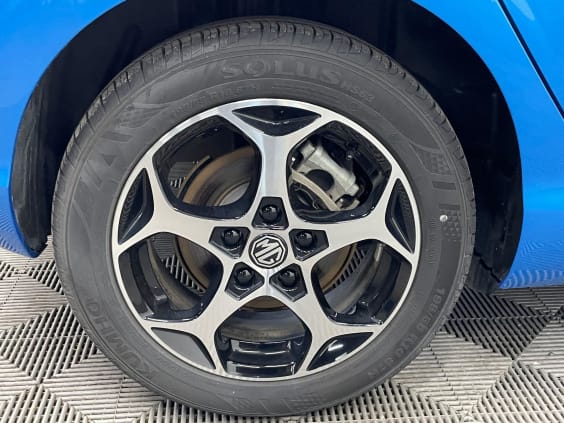 MG MG3 1.5 L Hybrid+ 195 ch Luxury Bleu