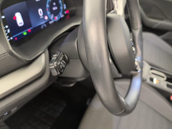 Skoda Octavia Combi 2.0 TDI 150 CH DSG7 BUSINESS Gris Graphite