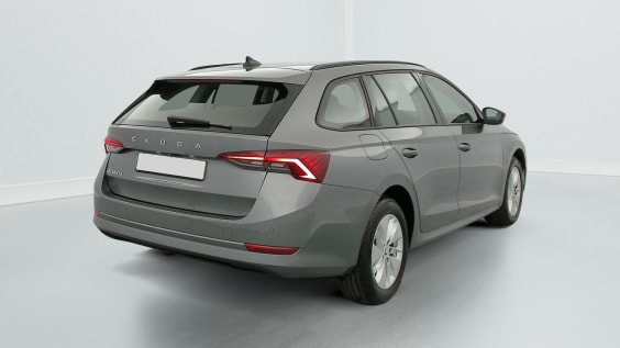 Skoda Octavia Combi 2.0 TDI 150 CH DSG7 BUSINESS Gris Graphite