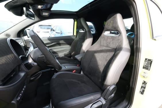 Abarth 500e 42 KWH TURISMO Vert