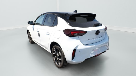 Opel Corsa HYBRID 145 ULTIMATE Blanc