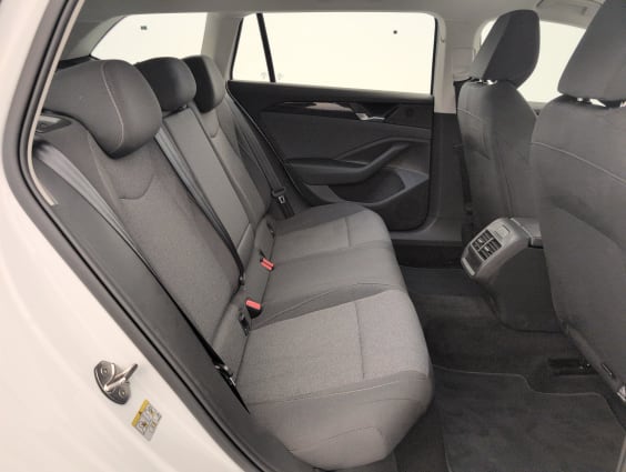 Volkswagen Passat 1.5 eTSI OPF 150 DSG7 Blanc Pur