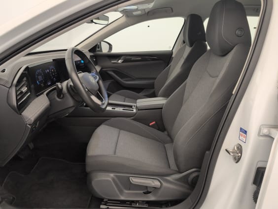 Volkswagen Passat 1.5 eTSI OPF 150 DSG7 Blanc Pur