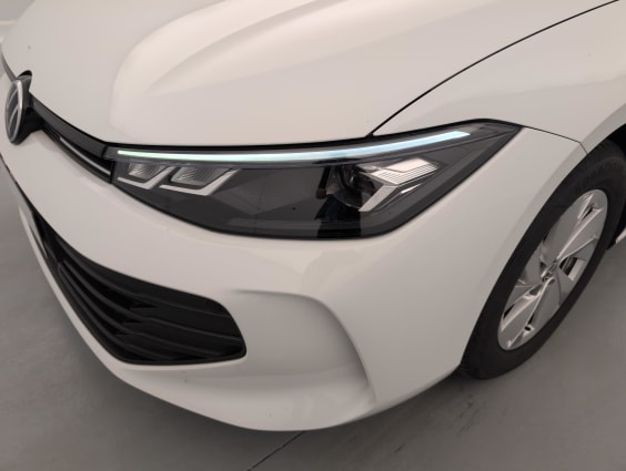 Volkswagen Passat 1.5 eTSI OPF 150 DSG7 Blanc Pur