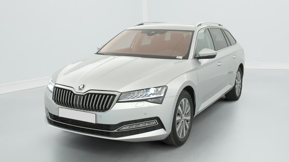 Skoda Superb Combi 2.0 TDI 150 SCR DSG7 BUSINESS Gris Argent