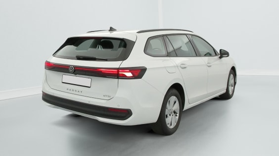 Volkswagen Passat 1.5 eTSI OPF 150 DSG7 Blanc Pur