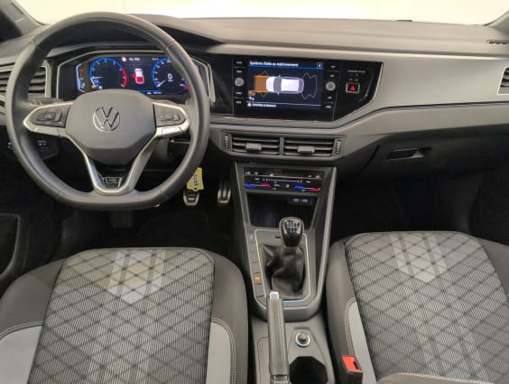 Volkswagen Taigo 1.0 TSI 116 BVM6 R-LINE Reflet d'Argent