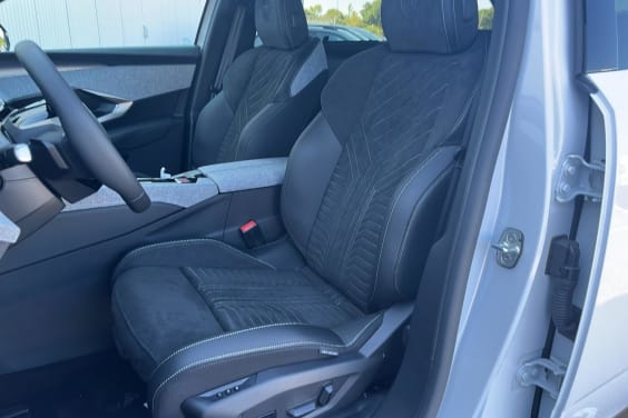 Peugeot 5008 Hybrid 145 e-DCS6 GT Blanc Okénite / Toit Noir