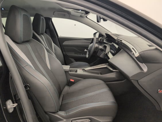 Peugeot 408 Hybrid 145 e-DCS6 Allure Noir Perla Nera