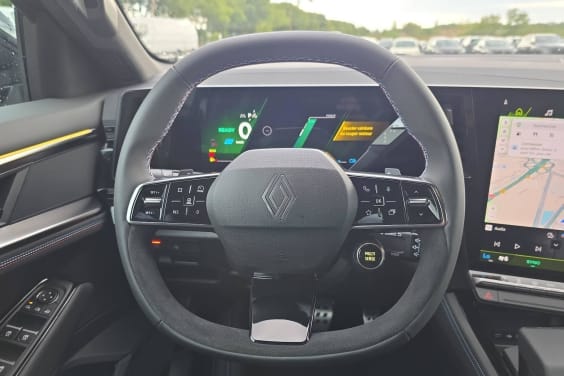 Renault Rafale E-Tech full hybrid 200ch esprit Alpine Noir Etoilé