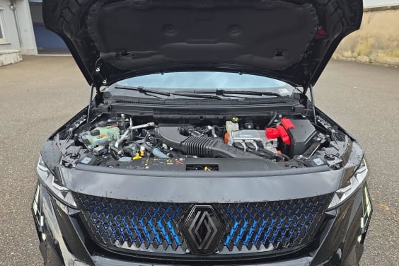 Renault Rafale E-Tech full hybrid 200ch esprit Alpine Noir Etoilé