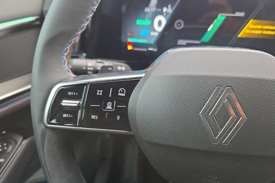 Renault Rafale E-Tech full hybrid 200ch esprit Alpine Noir Etoilé