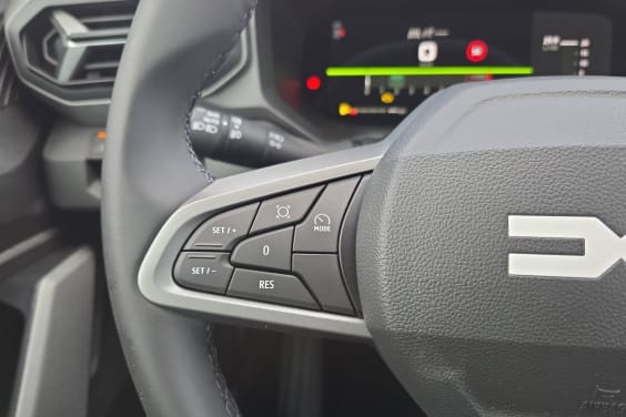 Dacia BIGSTER Mild Hybrid 140 Journey Bleu Indigo / Toit Noir