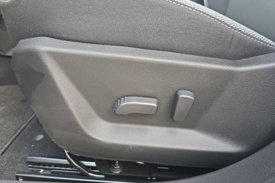 Dacia BIGSTER Mild Hybrid 140 Journey Bleu Indigo / Toit Noir