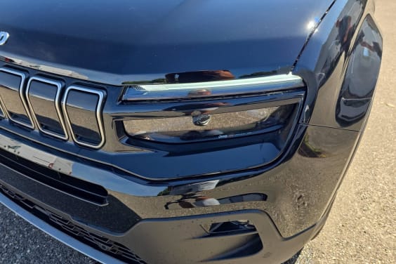 Jeep Avenger 1.2 Turbo T3 110 ch e-Hybrid BVR6 Summit Volcano 