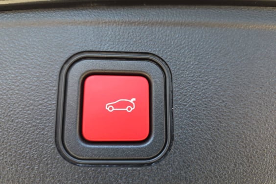 Jeep Avenger 1.2 Turbo T3 110 ch e-Hybrid BVR6 Summit Volcano 