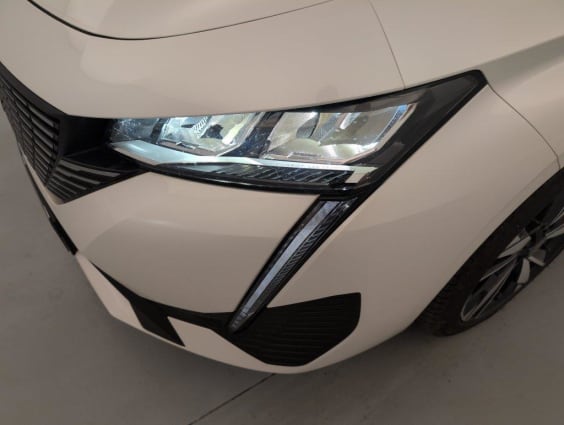 Peugeot 308 PHEV 180 e-EAT8 Allure Blanc Nacré