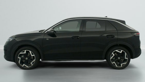 Volkswagen T-ROC NOUVEAU 1.5 ETSI EVO2 HYBRID 150 CH DSG7 R-LINE Noir Ebéne