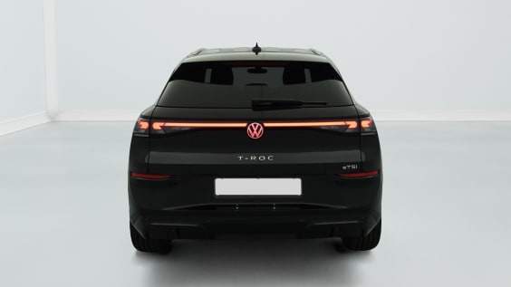 Volkswagen T-ROC NOUVEAU 1.5 ETSI EVO2 HYBRID 150 CH DSG7 R-LINE Noir Ebéne