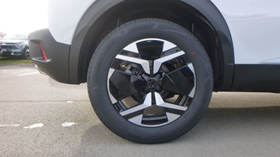 Peugeot 2008 Hybrid 145 ch e-DCS6 GT Blanc Okénite