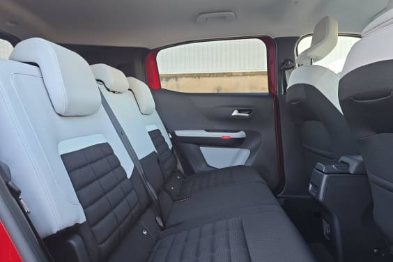Citroën C3 Aircross Hybride 145 e-DCS6 Max Rouge Elixir / Toit Noir