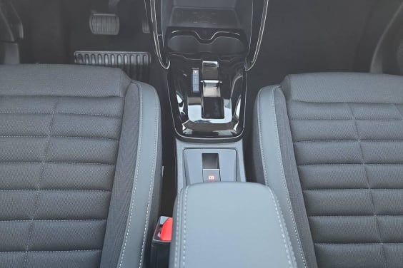 Citroën C3 Aircross Hybride 145 e-DCS6 Max Rouge Elixir / Toit Noir