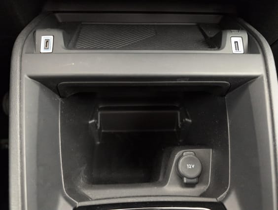 Citroën C4 Hybride 110 ch e-DCS6 You Noir Perla Nera