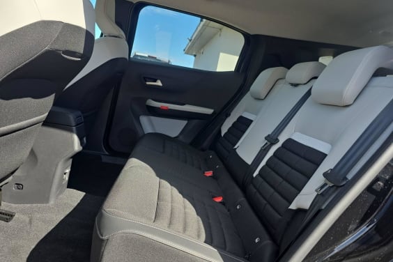 Citroën C3 Aircross Hybride 145 e-DCS6 Max Noir Perla Nera / Toit Blanc