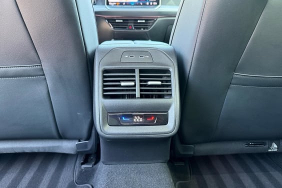 Volkswagen Passat SW IX 1.5 ETSI 150 LIFE PLUS DSG7 Gris Diabase