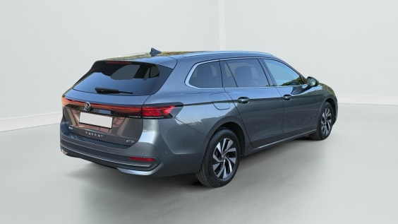 Volkswagen Passat SW IX 1.5 ETSI 150 LIFE PLUS DSG7 Gris Diabase