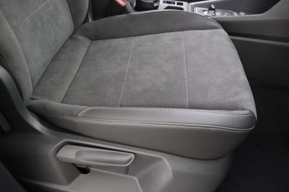 Volkswagen Caddy Maxi Style 5pl eHybrid 115 hp DSG 6 Black