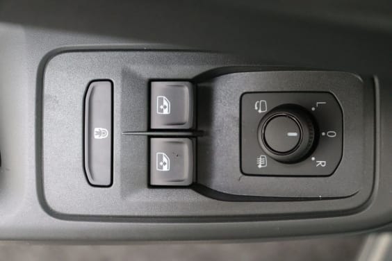 Volkswagen Caddy Maxi Style 5pl eHybrid 115 hp DSG 6 Grey