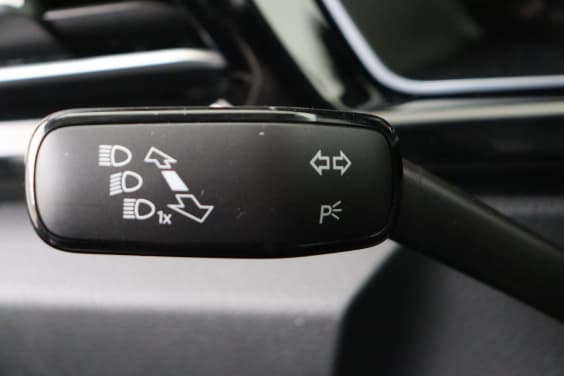 Volkswagen Caddy Maxi Style 5pl eHybrid 115 hp DSG 6 Black