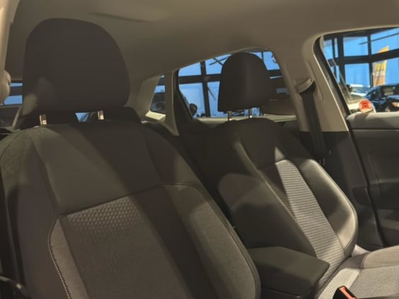 Volkswagen POLO 1.0 tsi 95 vw edition dsg7 Gris Cendre