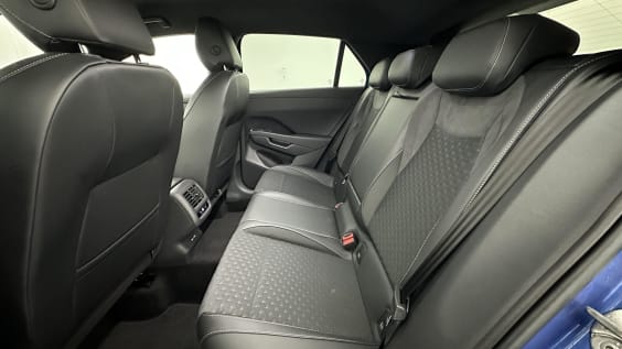 Volkswagen T-roc T-ROC 1.5 eTSI EVO2 Hybrid 150ch R-Line DSG7 Bleu Celeste