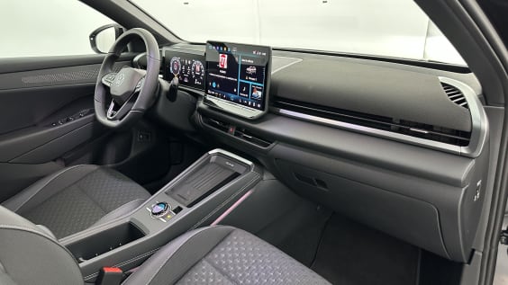 Volkswagen T-roc T-ROC 1.5 eTSI EVO2 Hybrid 150ch R-Line DSG7 Grenadillablack