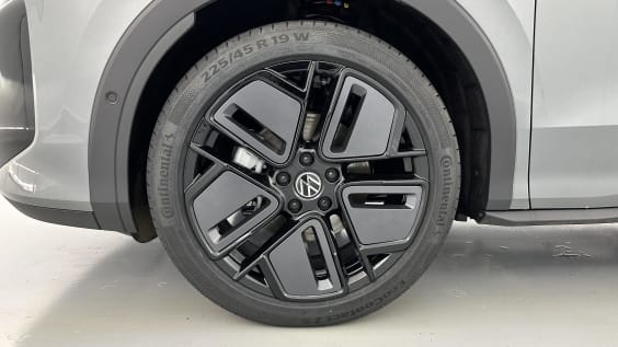 Volkswagen T-roc T-ROC 1.5 eTSI EVO2 Hybrid 150ch R-Line DSG7 Gris Wolf