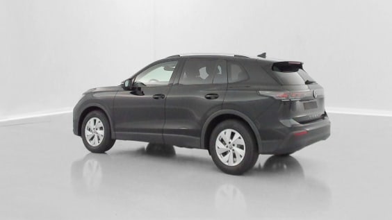 Volkswagen Tiguan Tiguan III 1.5 eTSI 150ch Life Plus DSG7 Noir Mythic