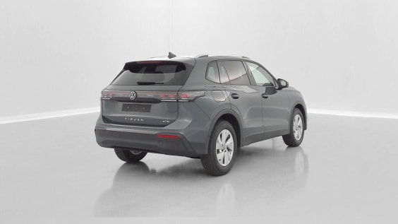 Volkswagen Tiguan Tiguan III 1.5 eTSI 150ch Life Plus DSG7 Gris Dauphin