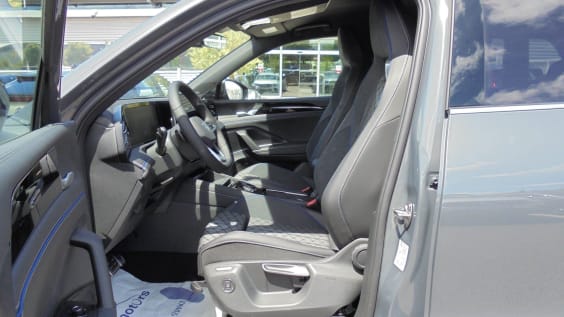 Volkswagen Tiguan Tiguan 2.0 TDI 150ch DSG7 R-Line Gris Dauphin