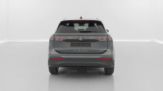 Volkswagen Tiguan Tiguan III 1.5 eTSI 150ch Life Plus DSG7 Gris Dauphin