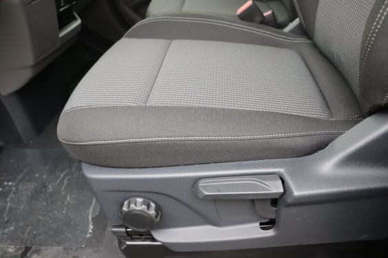 Volkswagen Transporter T7 Fourgon 3100 mm 2,0 TDI 150 hp Aut. Grey